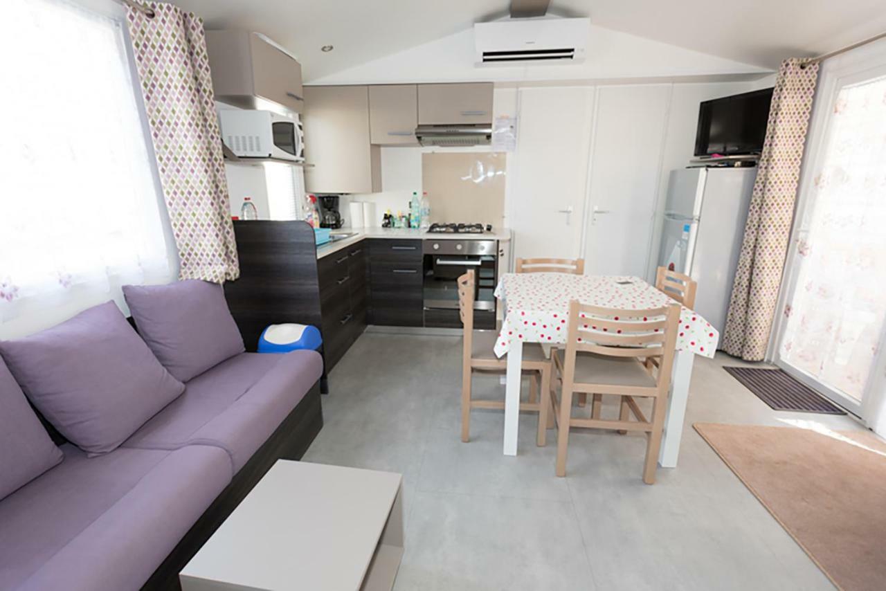 Gh Vacances La Reserve Gastes Exterior photo